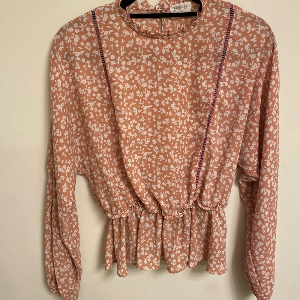 Sienna Sky Blush Blouse Size Small